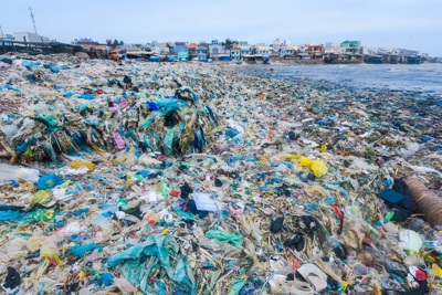 Việt Nam nguy cơ trở thành bãi tập kết rác thải nhựa toàn cầu