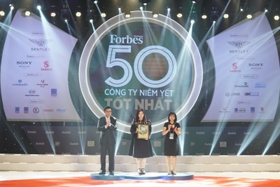 Vietjet lọt vào danh sách 50 công ty niêm yết tốt nhất Việt Nam