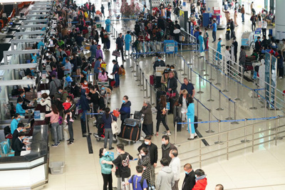 Dừng vận chuyển người Việt từ nước ngoài về sân bay Nội Bài từ hôm nay