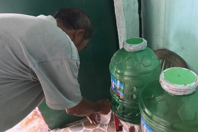 Quảng Ngãi: Hàng trăm hộ dân thiếu nước ngọt