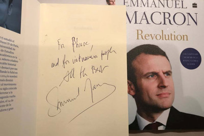 Mỗi tuần một sách: Tổng thống Pháp mê hoặc độc giả  bằng tự truyện