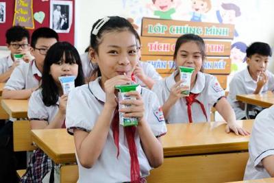 Doanh nghiệp sữa đồng thuận, vì sao Bộ Y tế không ban hành quy chuẩn cho sữa học đường?