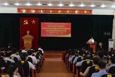 Hà Nội: Bồi dưỡng nghiệp vụ xây dựng Đảng cho 199 cán bộ nguồn quy hoạch cấp ủy cơ sở