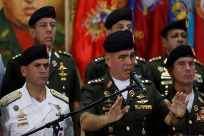Quân đội Venezuela không công nhận “Tổng thống lâm thời” tự xưng