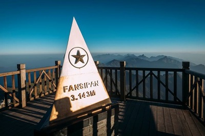 Độ cao chính xác của đỉnh Fansipan sau khi đo lại là bao nhiêu?
