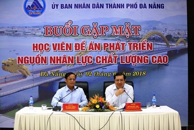 Chất xám vẫn chảy trên “thảm đỏ”