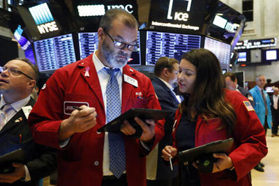 Chứng khoán Mỹ khởi sắc, S&P 500 tiến sát mức cao kỷ lục