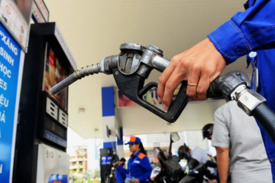Giá xăng, dầu đồng loạt giảm sâu từ 15h chiều nay