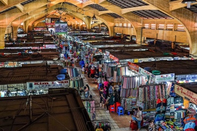 [Ảnh] TP Hồ Chí Minh: Tiểu thương chợ Bến Thành “kêu trời” vì vắng khách
