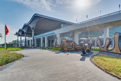 Khai thác nhà ga sân bay đầu tiên tại Việt Nam theo chuẩn 4 sao quốc tế