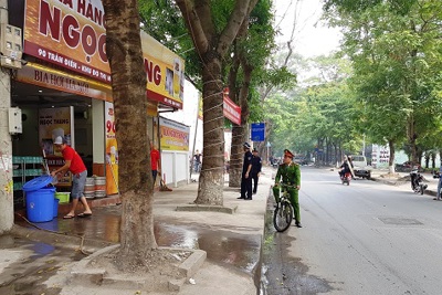Tăng cường xử lý vi phạm trật tự đô thị trên phố Trần Điền