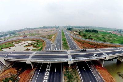 Cao tốc Bắc - Nam đoạn Nha Trang - Cam Lâm đã có 10 hồ sơ dự thầu