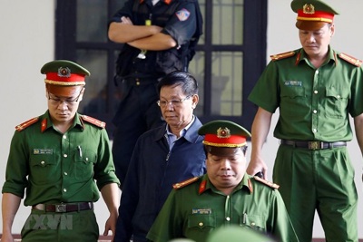 Khởi tố bị can Phan Văn Vĩnh về tội “ra quyết định trái pháp luật"