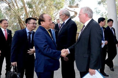 Thủ tướng nói chuyện với giảng viên, sinh viên Đại học Quốc gia Australia