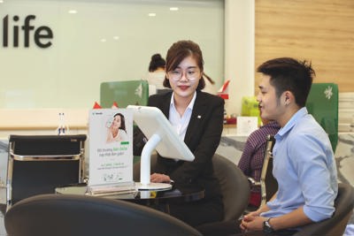 Manulife Việt Nam chuyển đổi, hướng đến mục tiêu thành công ty bảo hiểm số hóa hàng đầu.
