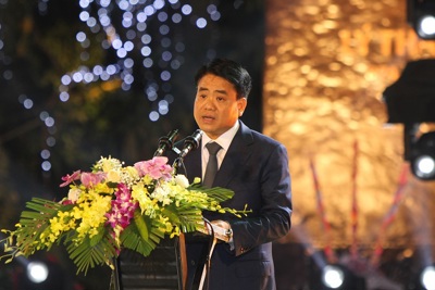 Chủ tịch Nguyễn Đức Chung: Nâng cao nhận thức người dân, du khách đối với môi trường sống
