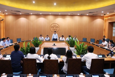 Chủ tịch Nguyễn Đức Chung hướng dẫn, chỉ đạo giải quyết vụ việc tranh chấp tại dự án nhà xã hội AZ Thăng Long