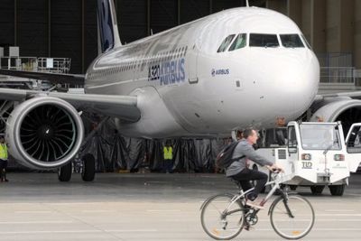 Airbus và Boeing chốt được các hợp đồng gần 80 tỉ USD mua máy bay tại Dubai