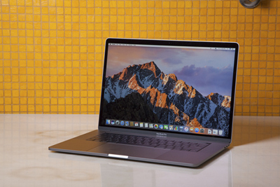 MacBook Pro 15-inch ở Việt Nam được thay pin miễn phí