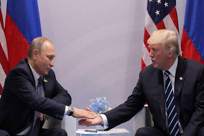 Tổng thống Trump đề xuất gặp thượng đỉnh với ông Putin tại Washington