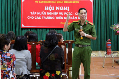 Phòng cháy, chữa cháy trong trường học tại quận Thanh Xuân: Nâng kỹ năng xử lý tình huống