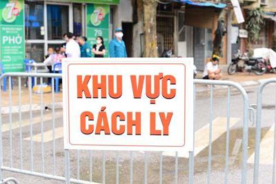 Hà Nội: Người dân phố Trúc Bạch sau nửa ngày cách ly