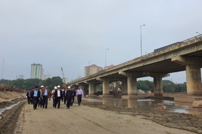 Hà Nội: Phân luồng giao thông phục vụ xây dựng tuyến đường Vành đai 3 đi thấp qua hồ Linh Đàm
