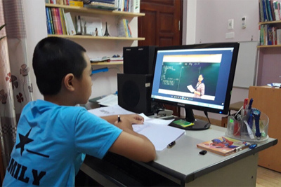 Hà Nội: Tiếp tục phát sóng dạy học trên truyền hình từ lớp 4 đến 12