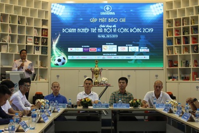 Ra mắt giải bóng đá doanh nghiệp trẻ Hà Nội mở rộng “Vì cộng đồng 2019”