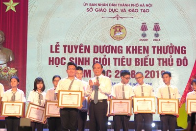 Hà Nội tuyên dương 1.000 học sinh tiêu biểu năm học 2018 - 2019