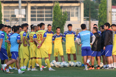 HLV Park Hang-seo loại 9 cầu thủ và gọi bổ sung 2 cầu thủ U22 Việt Nam