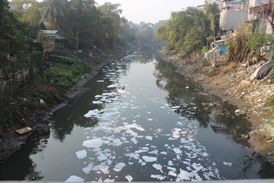 Xử lý nghiêm cơ sở xả thải gây ô nhiễm lưu vực sông Nhuệ - sông Đáy
