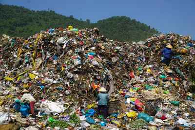 Bãi rác Khánh Sơn sắp đầy, Đà Nẵng có nguy cơ ngập rác