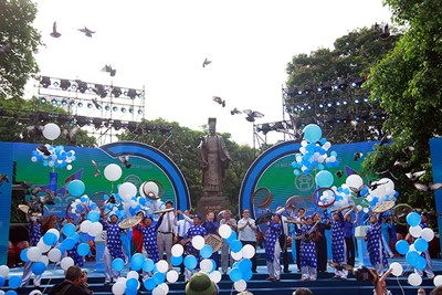 Lễ Kỷ niệm 20 năm Hà Nội được vinh danh “Thành phố vì hòa bình”
