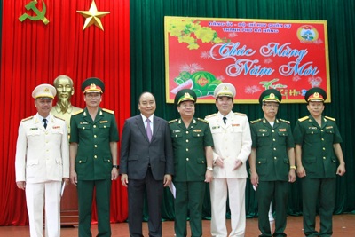 Thủ tướng chúc Tết lực lượng vũ trang TP Đà Nẵng