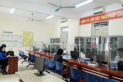 Chấn chỉnh hoạt động tiếp nhận giải quyết hồ sơ tại UBND xã Cam Thượng