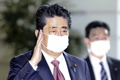 Giãn cách xã hội tùy ý, Nhật Bản tiến gần tình trạng khẩn cấp