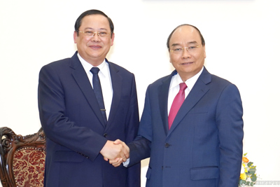 Thủ tướng Nguyễn Xuân Phúc: Việt Nam ưu tiên vốn hỗ trợ Lào