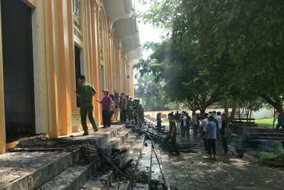 Hà Tĩnh: Cháy lớn tại nhà thờ, nhiều tài sản bị thiêu rụi