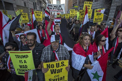 Biểu tình phản đối tấn công quân sự Syria lan rộng tại nhiều TP của Mỹ