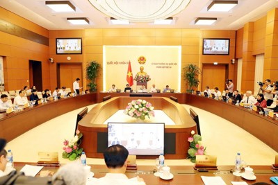 Thủ tướng phân công chuẩn bị nội dung phiên họp thứ 37 của Ủy ban Thường vụ Quốc hội