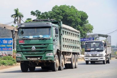 Tăng cường kiểm tra đột xuất trọng tải xe trên Quốc lộ