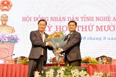 Ông Nguyễn Đức Trung làm Chủ tịch UBND tỉnh Nghệ An