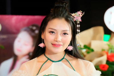 Sao Mai Huyền Trang mạo hiểm hóa thân nàng Kiều để thực hiện MV “Đóa sen ngời”