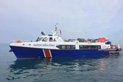 Quảng Ngãi: Dùng tàu siêu tốc vận chuyển đề thi ra đảo