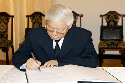 Lãnh đạo Đảng, Nhà nước đánh giá ông Phan Văn Khải là nhà lãnh đạo xuất sắc