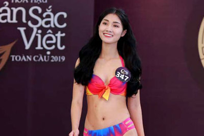 Mãn nhãn hình thể gợi cảm của thí sinh Hoa hậu Bản sắc Việt Toàn cầu 2019