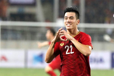 Tiền đạo Nguyễn Tiến Linh nói gì sau trận đấu với đội tuyển UAE?