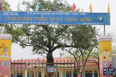 Dư luận bức xúc, phản đối kết luận thầy giáo ở Bắc Giang chưa có hành vi dâm ô