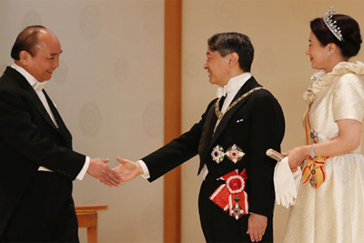 Thủ tướng hoàn thành tốt đẹp chuyến tham dự lễ đăng quang của nhà vua Nhật Bản